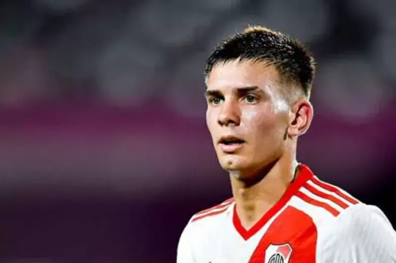 إتمام الصفقة: موهبة ريفر بليت تنضم إلى ريال مدريد وفقًا لماركا