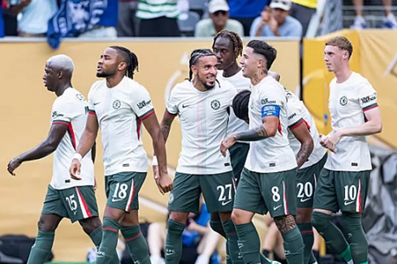 إستيفاو يبرز في تشكيل مباراة تشيلسي ضد وست هام