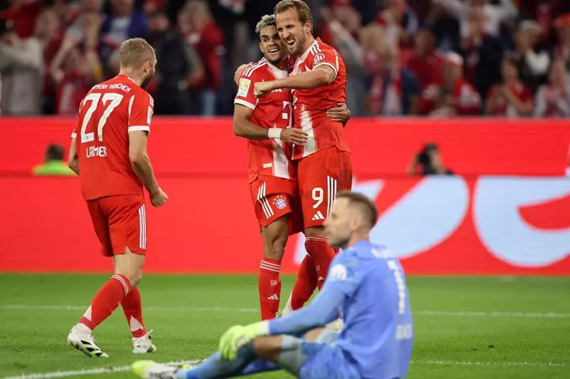 حفل أهداف هاري كين يفتح الدوري الألماني بانتصار بايرن ميونخ